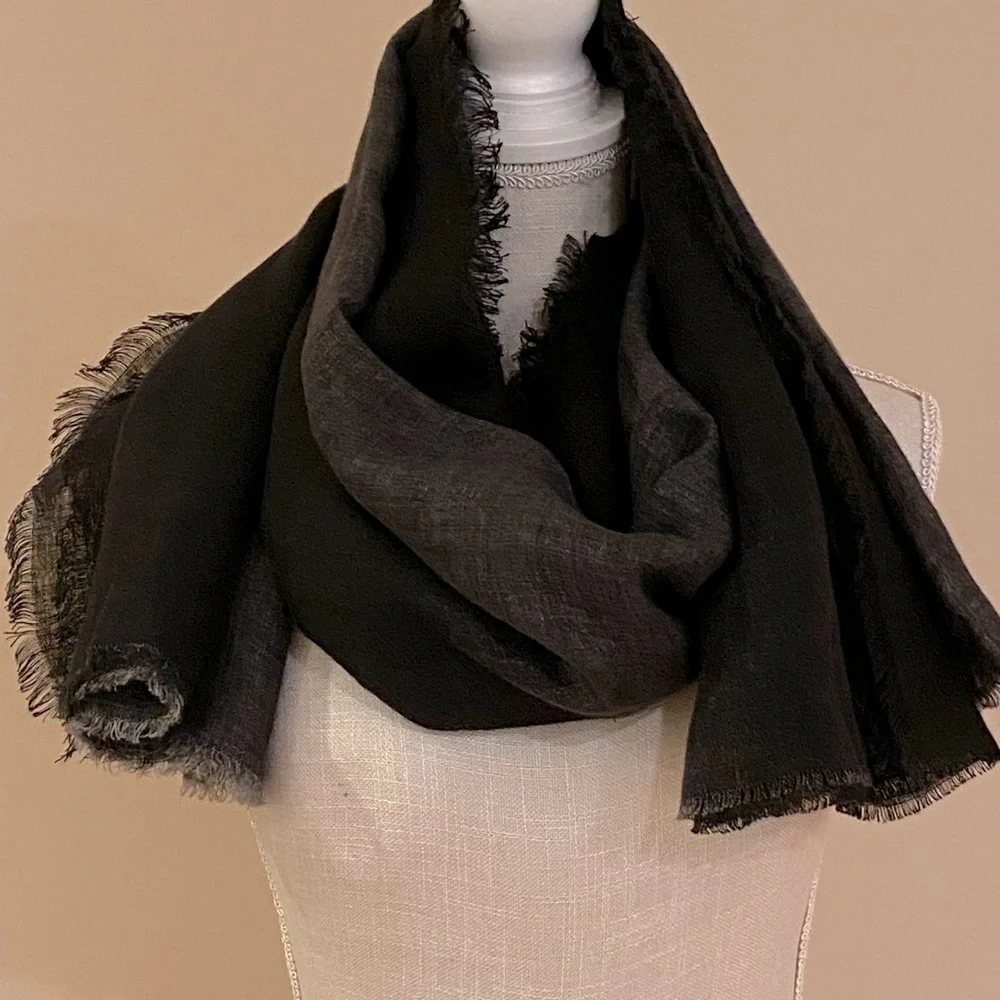 Destin Linen Scarf Wrap Black Gray Made in Italy $340 Retail Luxury Brand - Picture 8 of 16